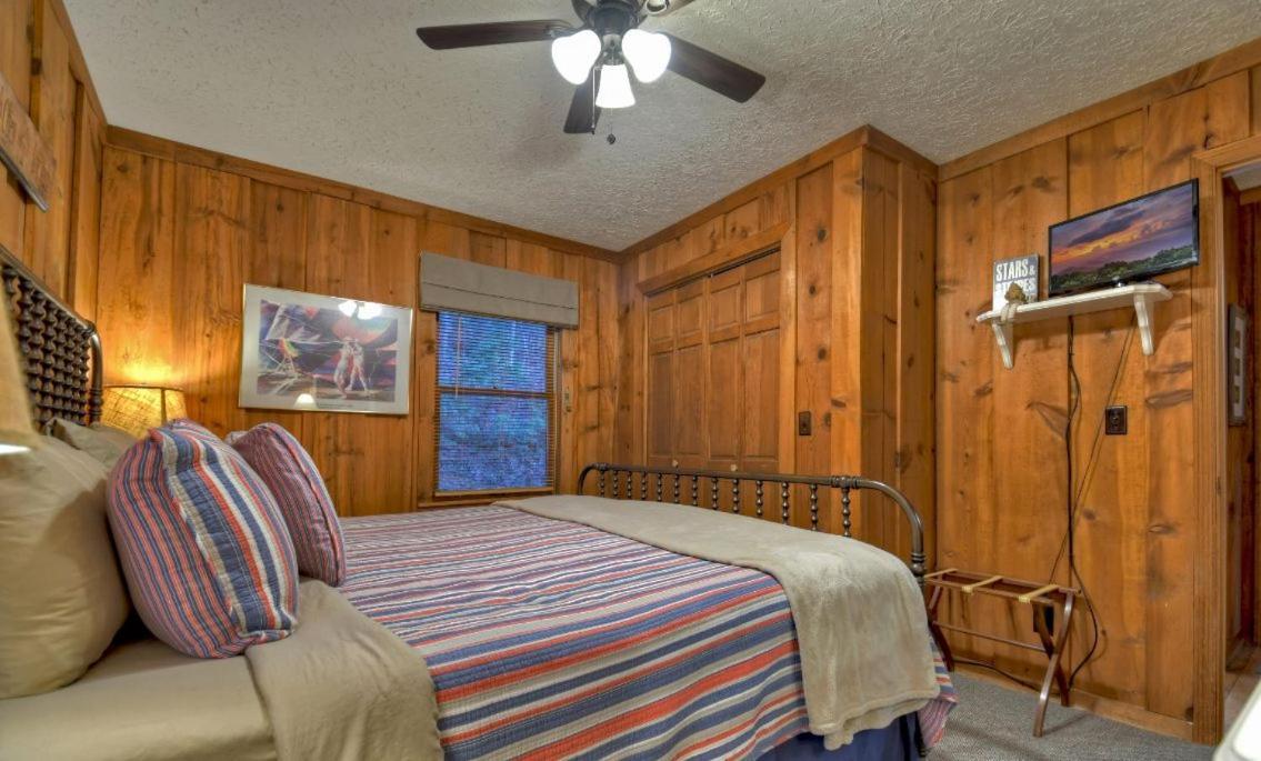 American Dream Americana Decor Close To Downtown Blue Ridge Exteriör bild
